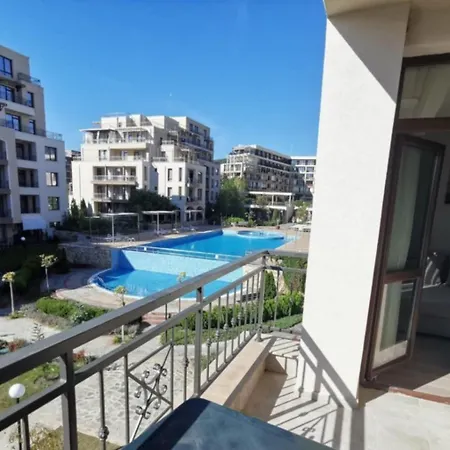 Kompleks Sorrento Sole Mare Διαμέρισμα Sveti Vlas